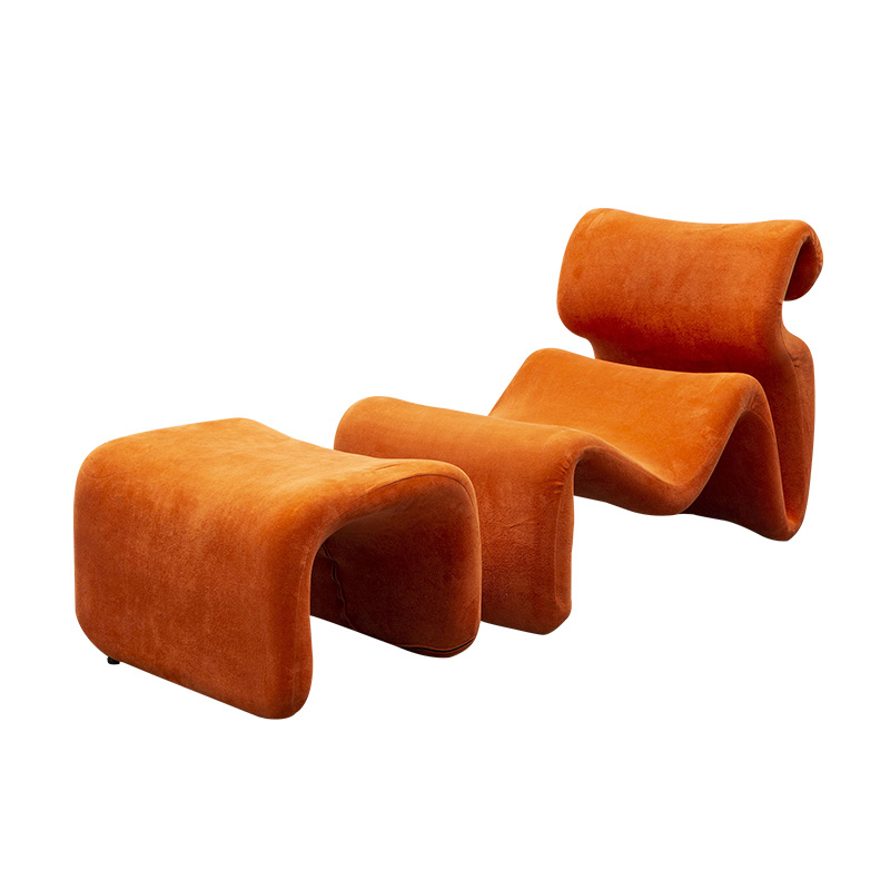 Etcetera Figure Lounge Chair